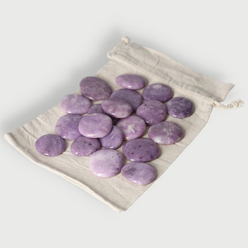 Lepidolita pulida en canto rodado - 0,5 kg