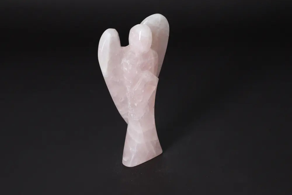 Rose Quartz Angel 15 cm figurine with harmonizing and purifying properties, ideal for neutralizing negative energies and electromagnetic radiation.
