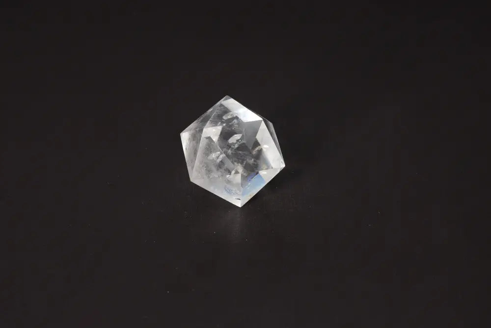 Clear Quartz Geometric Sphere 5cm, harmonizes energy, absorbs negative vibrations, purifies space, dispels unpleasant thoughts.