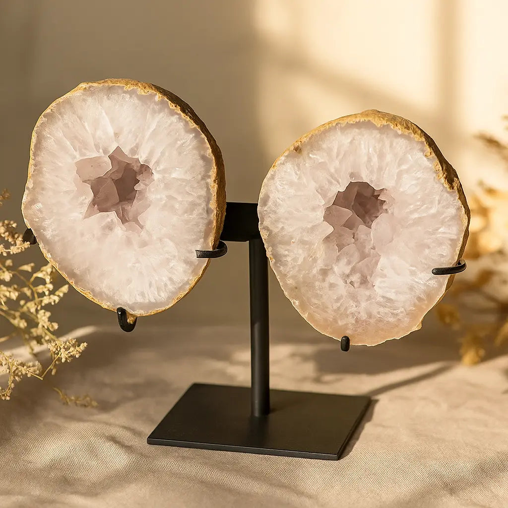 Collector Grade Water Lined Agate Geode, cut in Butterfly Wings Format Sylvia Crystals Sp. z o.o.
