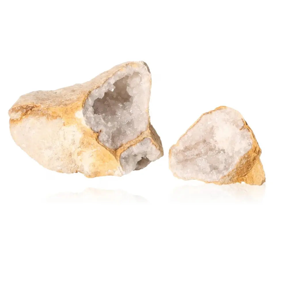 Quartz Geode 400-600g with sparkling white crystals and earthy shell, perfect for decor and spiritual clarity.