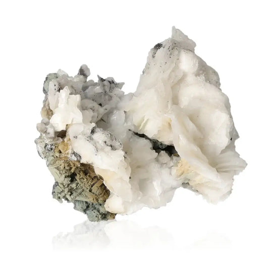 White quartz crystal cluster showcasing natural formation and textures, resonating with chakra energies and mystical properties.