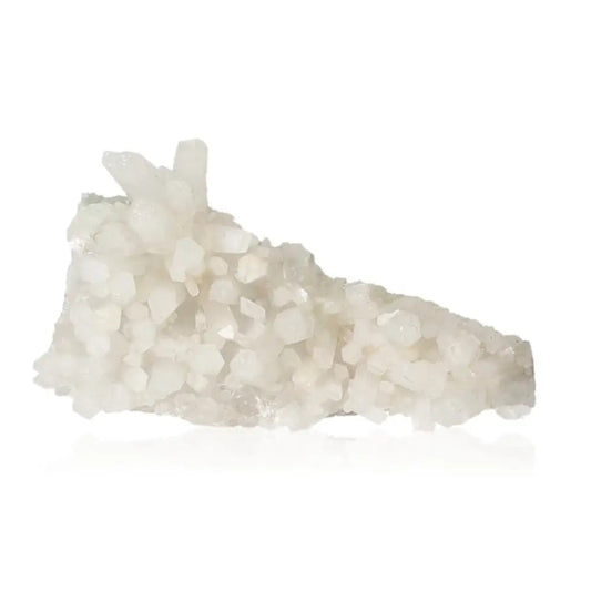 White quartz crystal cluster showcasing vibrant energy and healing properties, ideal for chakra alignment and spiritual harmony.