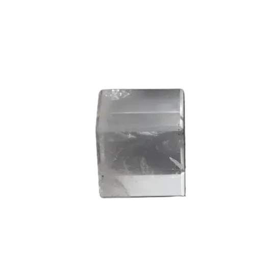 Clear Quartz Cube, 4 cm, with powerful purification and harmonizing properties, absorbs negative vibrations and cleanses space.