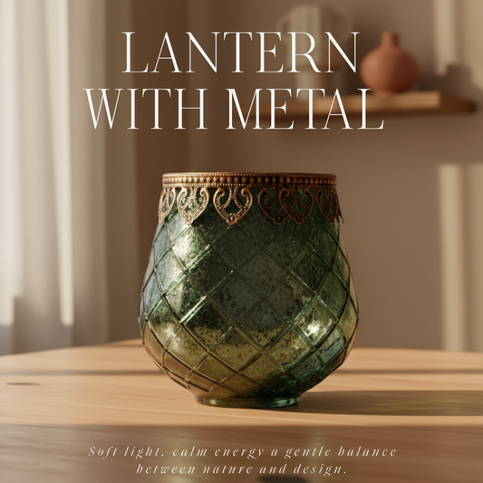 Laterne mit Metallrand – Klassisches Design und langlebige Eleganz