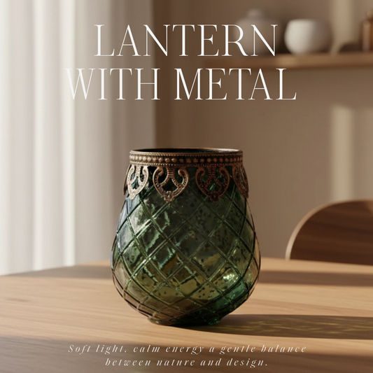 Lila Laterne mit Metallrand – Königlicher Glanz und elegantes Design