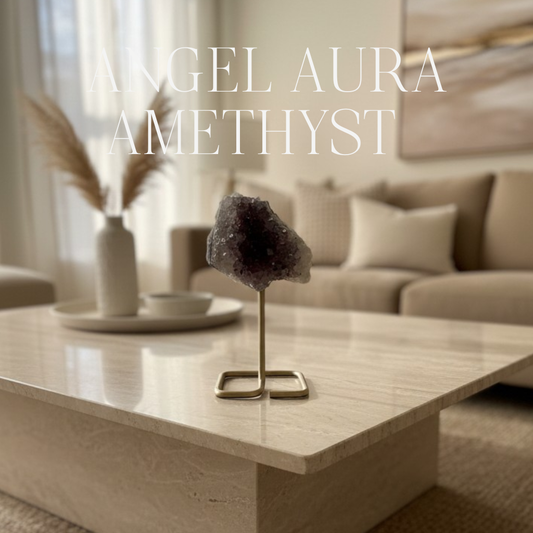"Angel Aura Amethyst na metalowej podstawce"