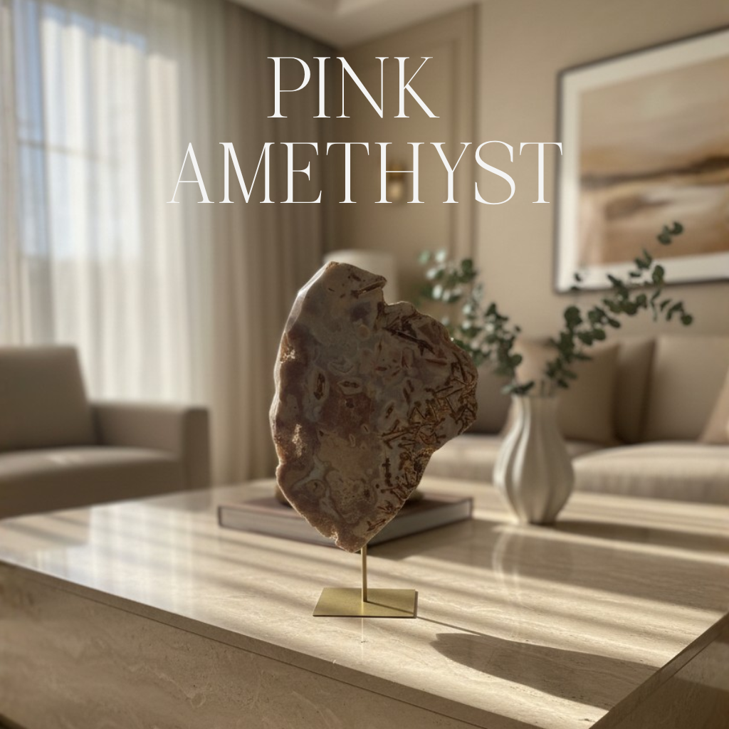 Amatista rosa en soporte de metal