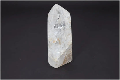 Lemurian Quartz Obelisk for chakra alignment and spiritual healing, showcasing unique properties and enhancing energetic connections.