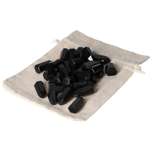 Mini obsidian points, 0.5 KG, 30 pieces, on a drawstring pouch, known for protective auras and absorbing negative energy.