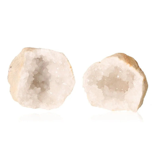 Quartz Geode 400-600g with sparkling white crystals and earthy shell, showcasing natural beauty and energy purification properties.