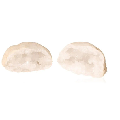 Quartz Geode open revealing sparkling cloudy white crystals, 400-600g weight, highlighting nature's artistry and beauty.