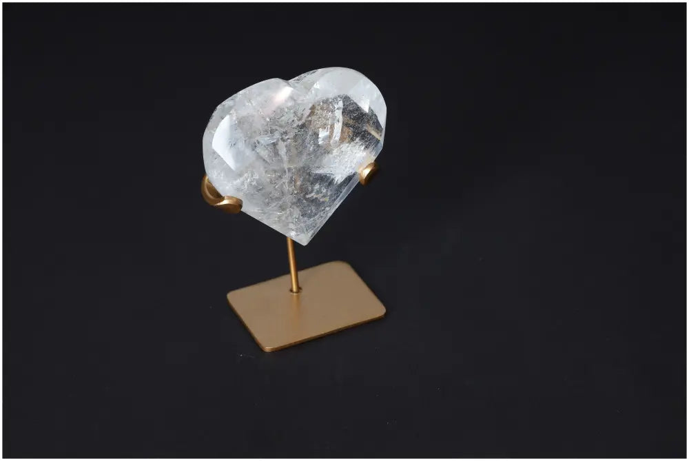 Quartz Geometric Heart on gold stand, powerful Clear Quartz for purification and neutralizing negative vibrations. Ideal for everyday use.