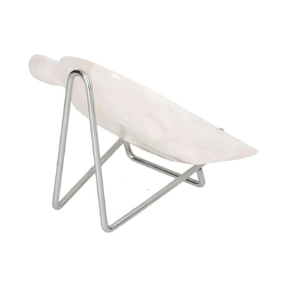 Rose Onyx Platter on metal stand, symbolizing strength and determination