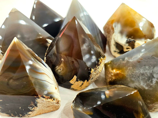 Polished Agate Point 1 kg