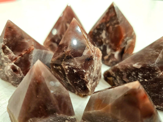 Polished Point Guava Quartz 1 kg